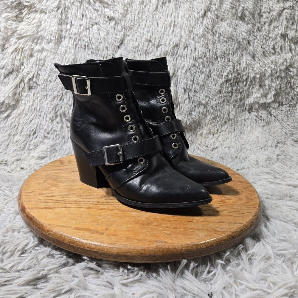 Grunge Y2K Steve Madden Boots Astrid Womens Size 6M Pointed Toe Ankle Boots